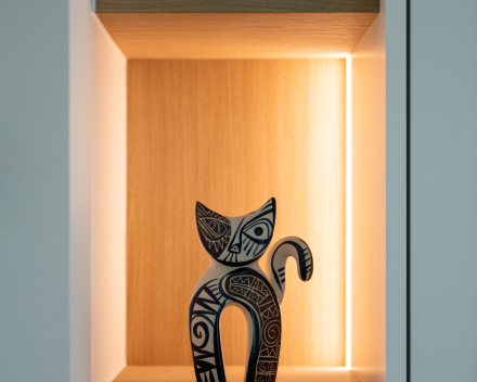 Moderne leefruimte na woningrenovatie