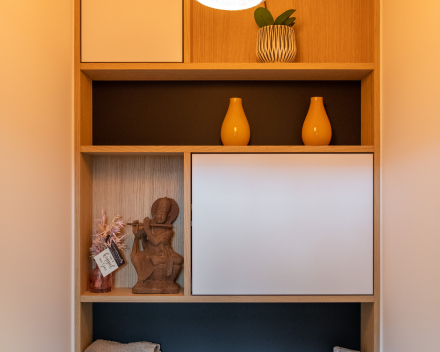 Appartement renovatie met geïntegreerde opbergkasten