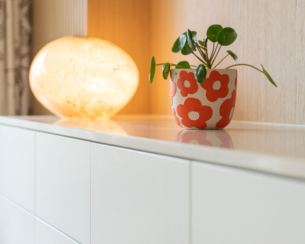Detail van interieurdesign in appartement De Klien