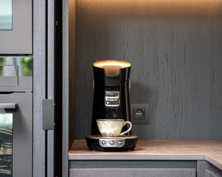 Designkeuken met kookeiland en strakke afwerking